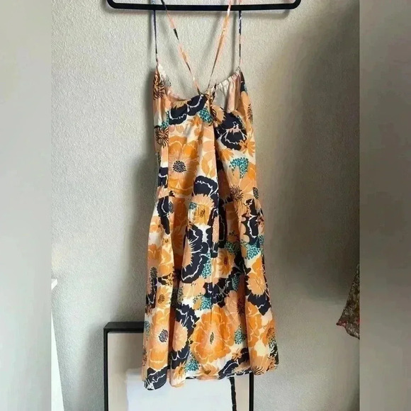 BUNDLE: Florals 🌺 Jumpsuit and Dress - Picture 10 of 11
